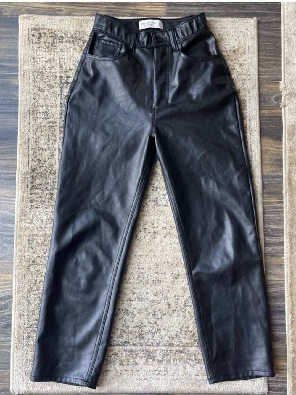 Abercrombie and Fitch faux leather pants 24 short